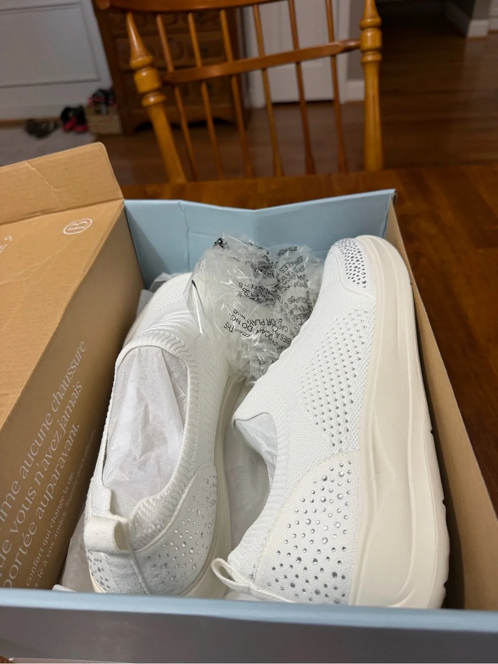 New BZees Lifestride Women’s  Timeless Slip-On Sneaker Medium Size 9.5 MSRP $90
